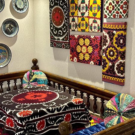 Emirhan Hotel Samarkand Eksteriør bilde