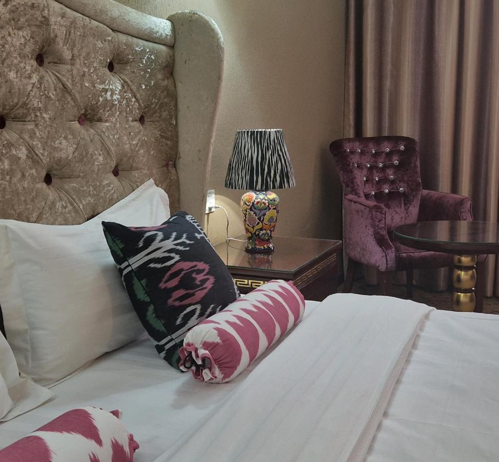 Emirhan Hotel Samarkand Eksteriør bilde