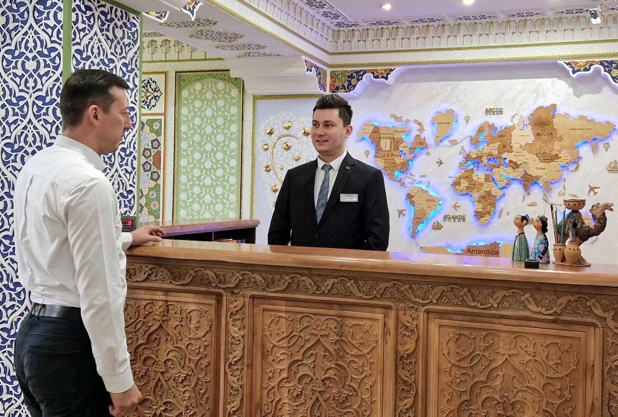 Emirhan Hotel Samarkand Eksteriør bilde