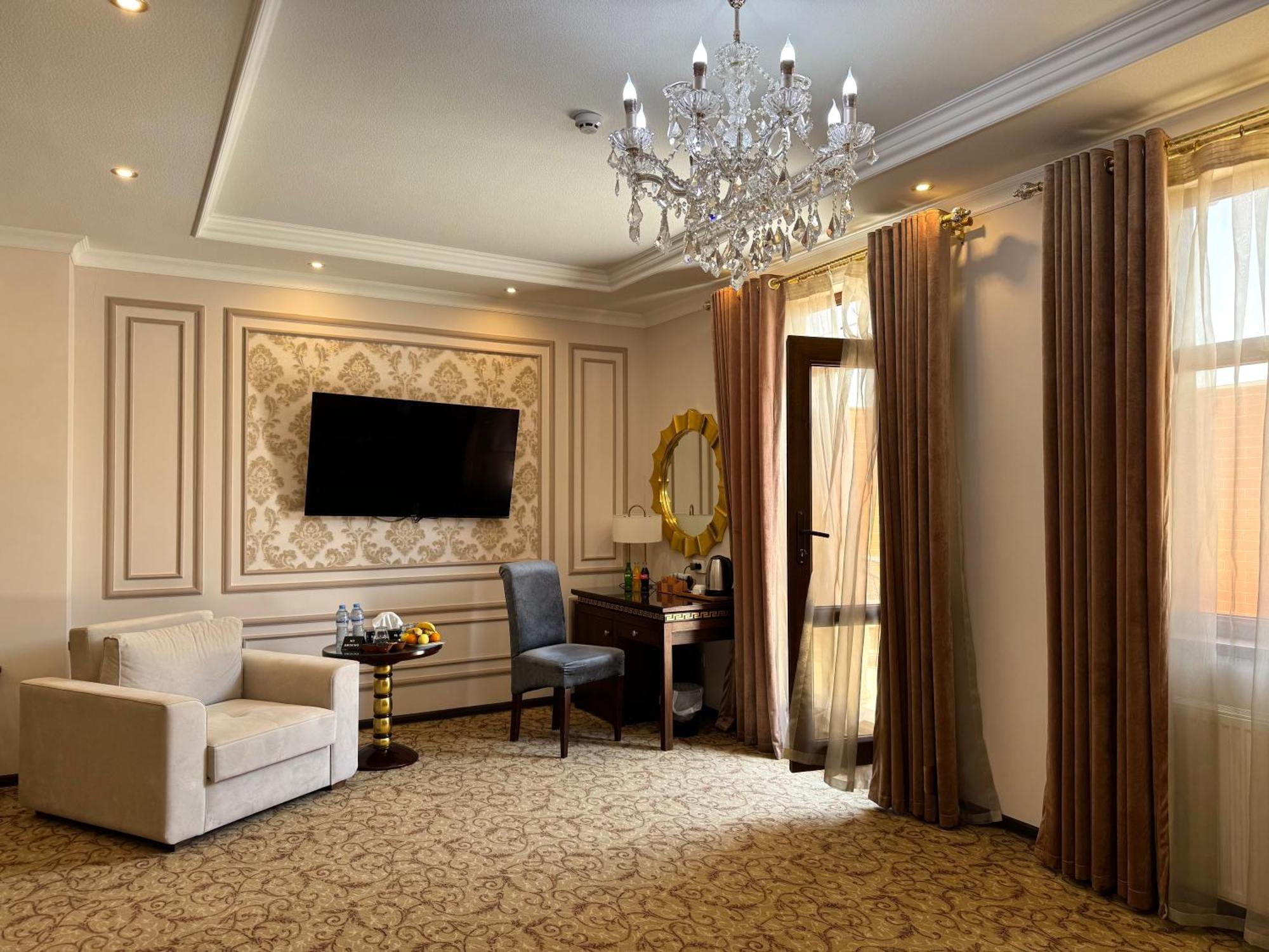 Emirhan Hotel Samarkand Eksteriør bilde