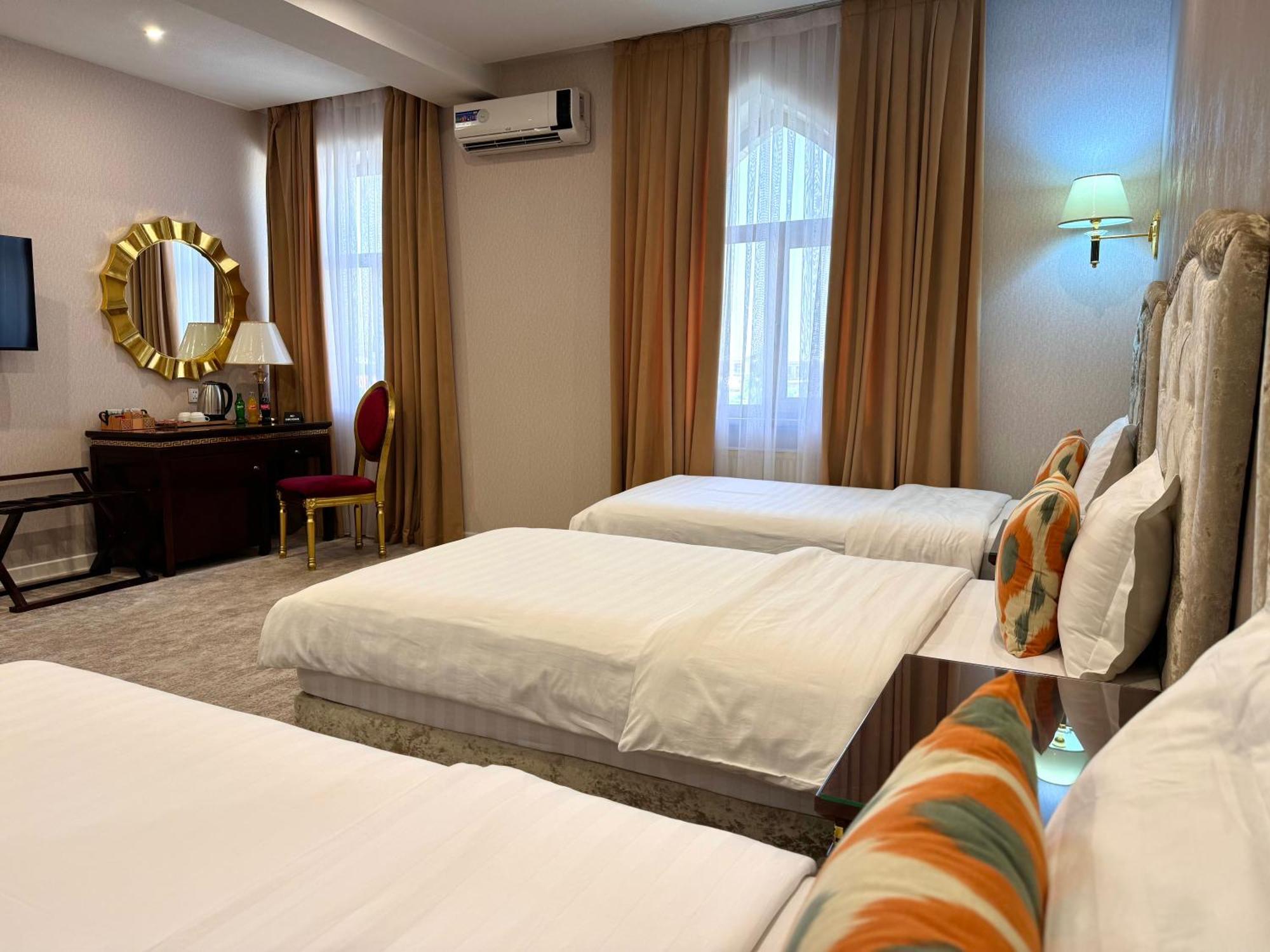 Emirhan Hotel Samarkand Eksteriør bilde