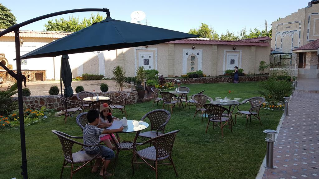 Emirhan Hotel Samarkand Eksteriør bilde