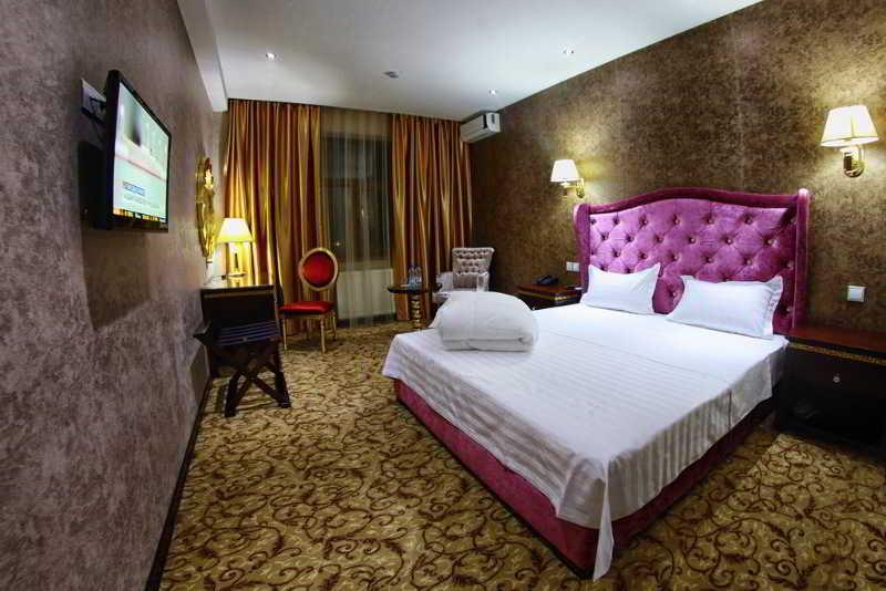 Emirhan Hotel Samarkand Eksteriør bilde